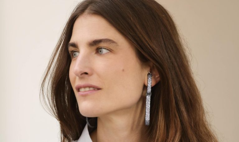 菲拉格慕家族成员创立的可持续珠宝品牌 So-le Studio推出环保皮革珠宝系列