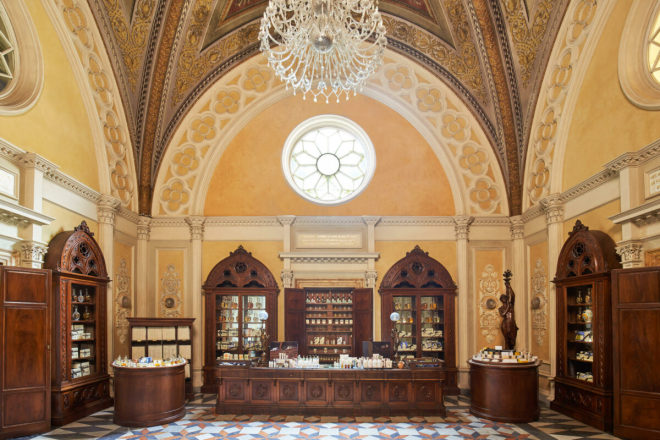 800年来首次推出浓香水，世界上最古老的香水药房 Santa Maria Novella 在新东家支持下开疆拓土