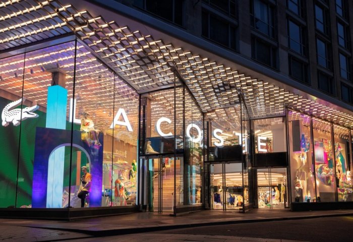 今年销售额预计达24亿欧元，Lacoste 在巴黎香榭丽舍大街开设全球最大旗舰店