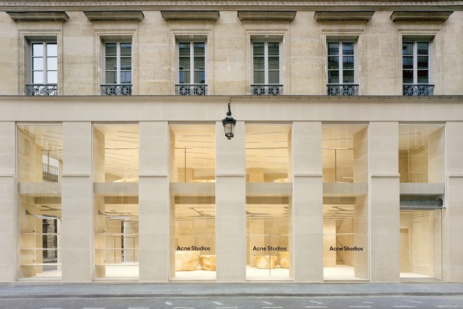 以“桥”为灵感，瑞典时尚品牌 Acne Studios 在巴黎开设全新旗舰店