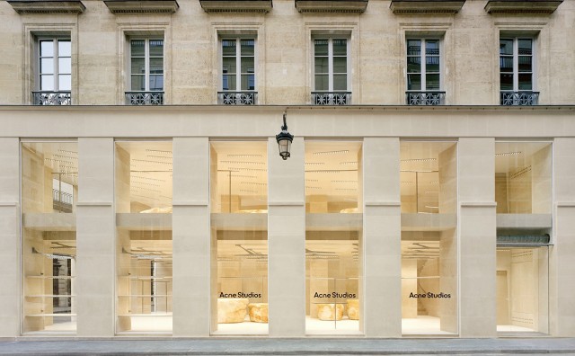 以“桥”为灵感，瑞典时尚品牌 Acne Studios 在巴黎开设全新旗舰店