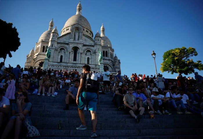 今夏法国旅游业恢复活力，超出疫情前水平