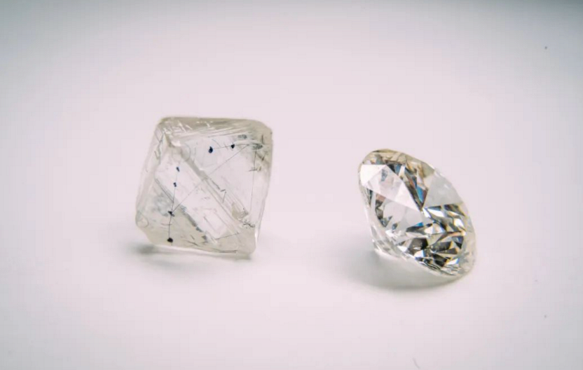 戴比尔斯最新报告：中国Z世代购买的钻石首饰中，品牌产品占79%