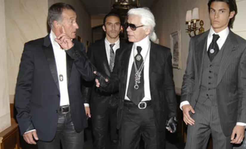 Chanel 前任形象总监、Karl Lagerfeld 的“摄影之眼” Éric Pfrunder 去世，享年74岁