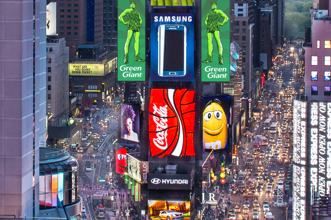 纽约时代广场标志性广告牌的常年租约被私募基金 Providence 收购
