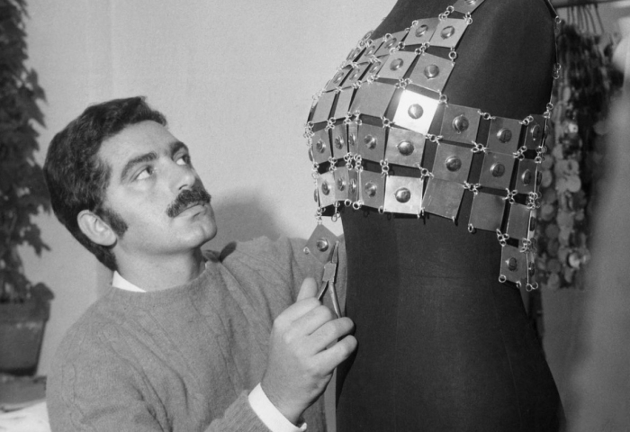 “太空美学”的开创者、时装设计大师 Paco Rabanne逝世，享年88岁
