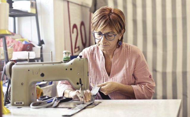 大牌纷纷“回岸”制造，意大利时装业中小品牌如何应对劳资紧张？