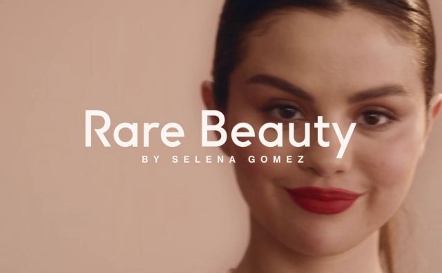 赛琳娜创立的美妆品牌直追蕾哈娜，背后这9个事实说明了 why !