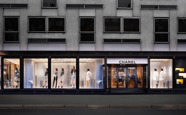 Chanel 买下蒙田大道42号门店的房产，房产投资组合总价值已超70亿美元