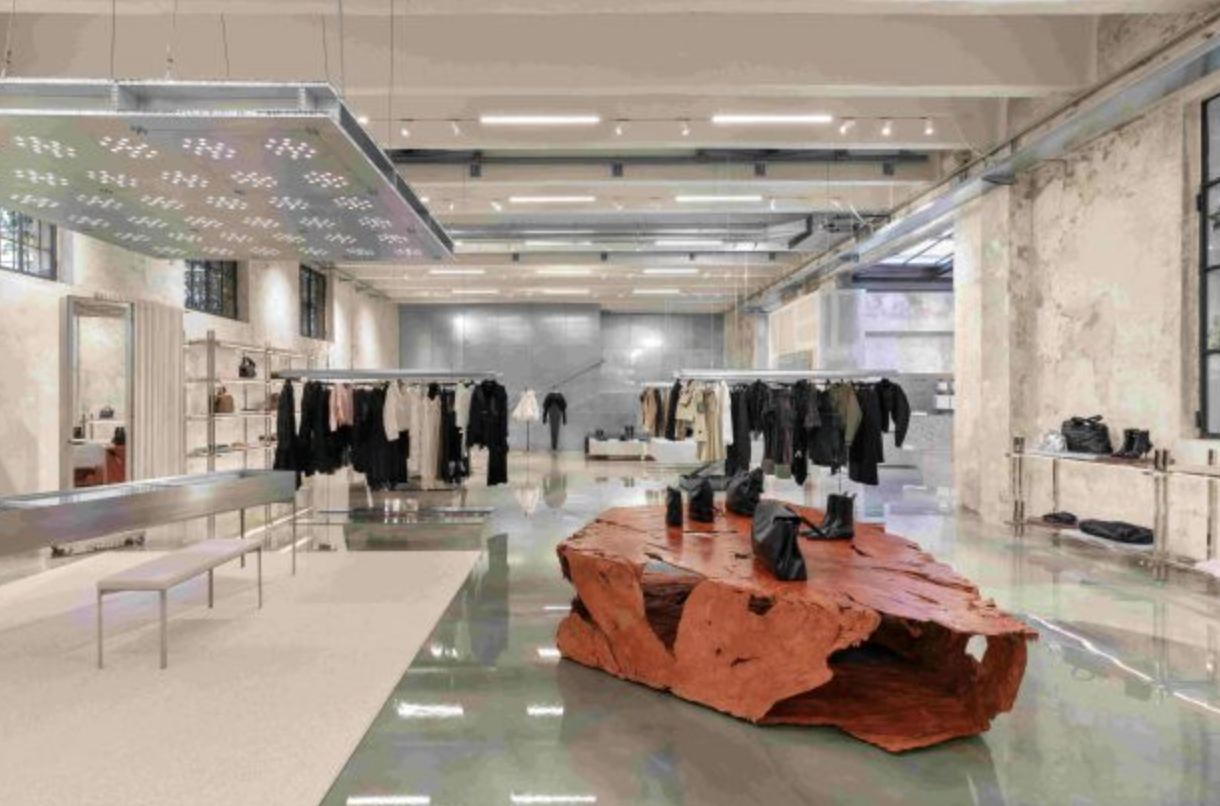 米兰时尚设计概念空间 10 Corso Como 焕新，Phoebe Philo 第三个系列在此首秀