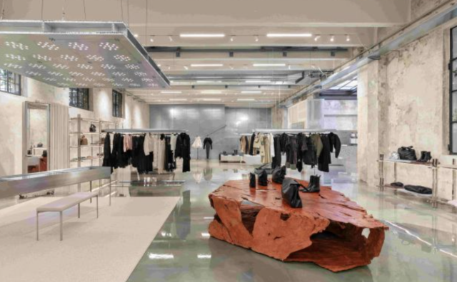 米兰时尚设计概念空间 10 Corso Como 焕新，Phoebe Philo 第三个系列在此首秀