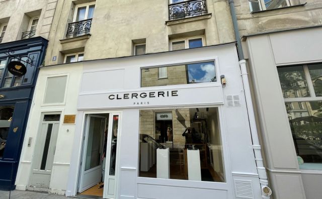 法国奢侈鞋履品牌 Clergerie 作为持续经营企业被清算，正寻找潜在买家