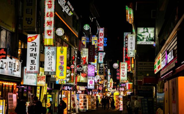信用卡交易数据显示：韩国市场奢侈品消费下滑显著