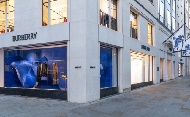 Burberry新战略“立竿见影”，股价单日涨17%！CEO称：我已从“隐约乐观”变为“很有信心”