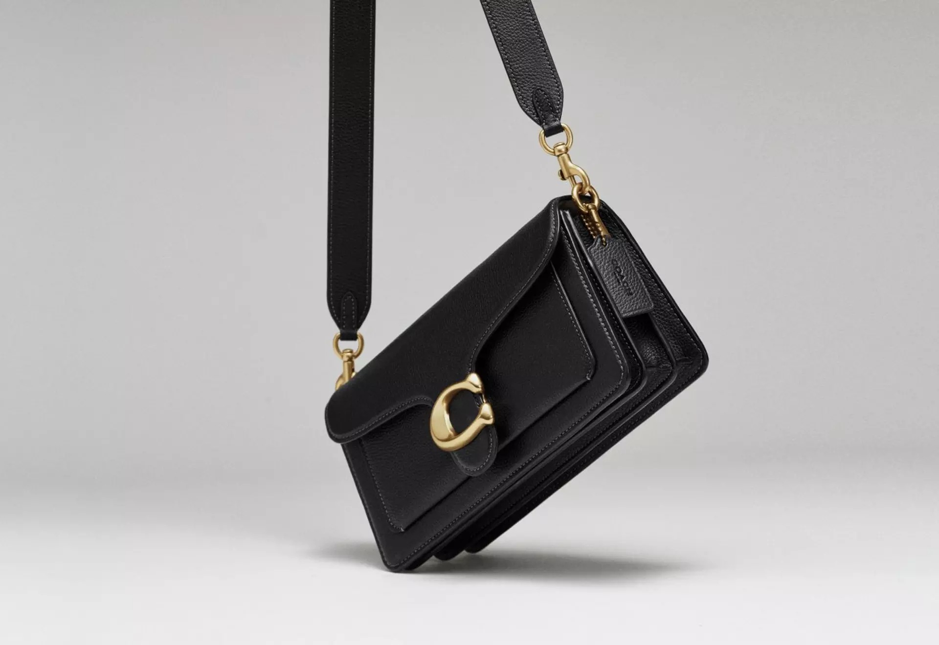 Coach首席执行官：20年前欧洲奢侈品的价格是我们的2倍；今天则是10倍