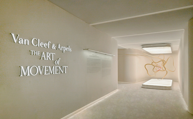 华丽现场｜梵克雅宝高级珠宝艺术展第五站来到南京德基，开放至10月9日