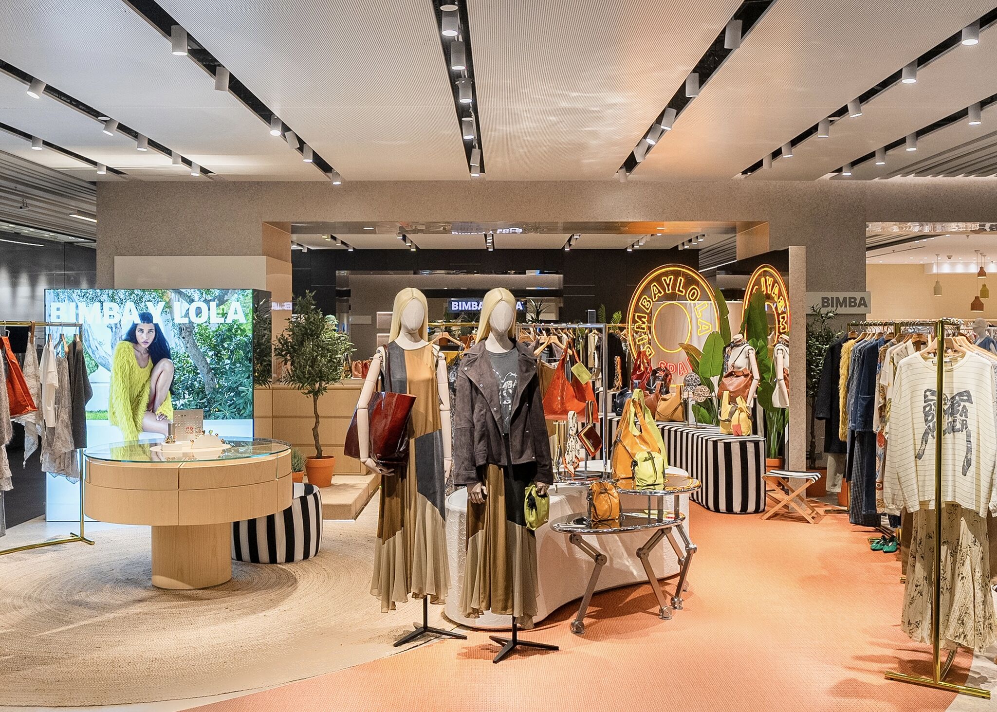 西班牙时尚品牌 Bimba y Lola 开设中国首家旗舰店