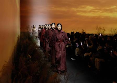 华丽现场｜Max Mara 于北京举办2025 秋冬系列时装大秀及经典大衣臻赏活动