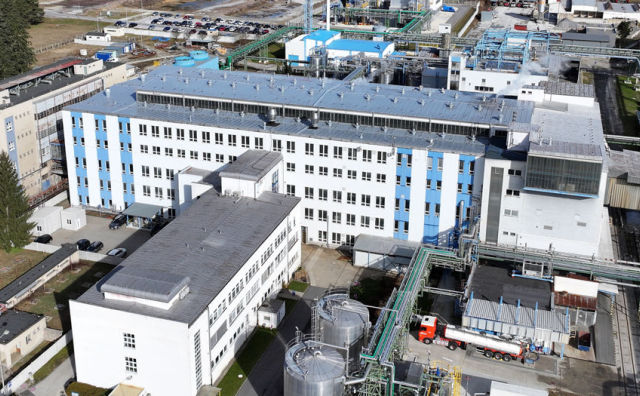 德国特种化工巨头赢创 EVONIK 与植物丝聚合物供应商 AMSilk 合作设立蚕丝蛋白专用生产线