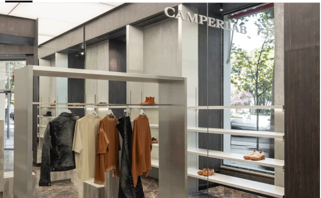 50周年的西班牙鞋履品牌 Camper 首次涉足服装，今年目标营收2.6亿欧元