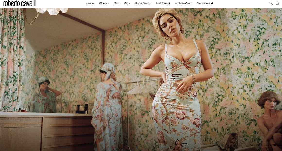 意大利奢侈时装品牌 Roberto Cavalli 将由英国品牌加速器 Tomorrow 代理经营