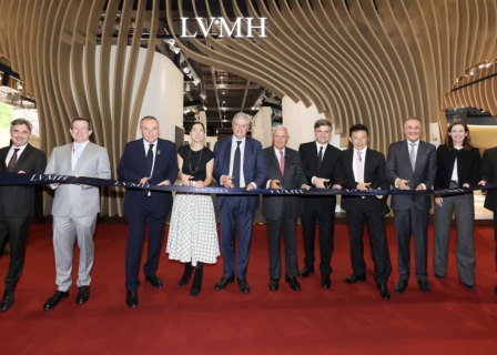 进博会快讯｜LVMH集团携旗下七家代表性品牌亮相，特别致意“中国消费者”