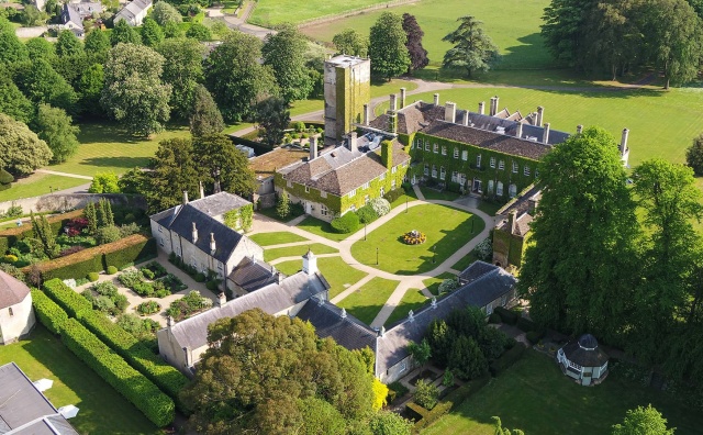 主打“静谧奢华”与“在地文化”，雅高推出全新奢华酒店品牌 Emblems Collection