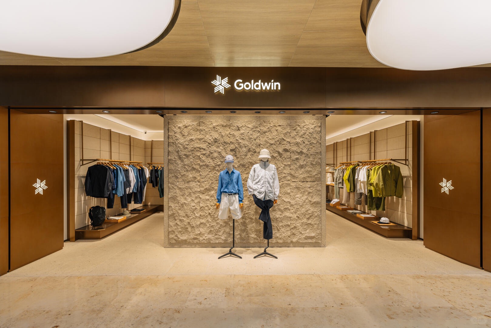 日本运动户外集团 Goldwin发布上半财年报告：加速全球布局，中国首店复购率达60%
