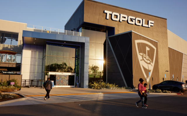 橙湾体育 | 卡拉威母公司出售Topgolf 60%股权，后者估值较之前缩水近半