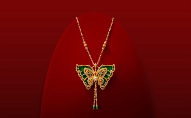 周大福最新财报：同店销售重回正增长，“定价首饰”营业额增长9.3%