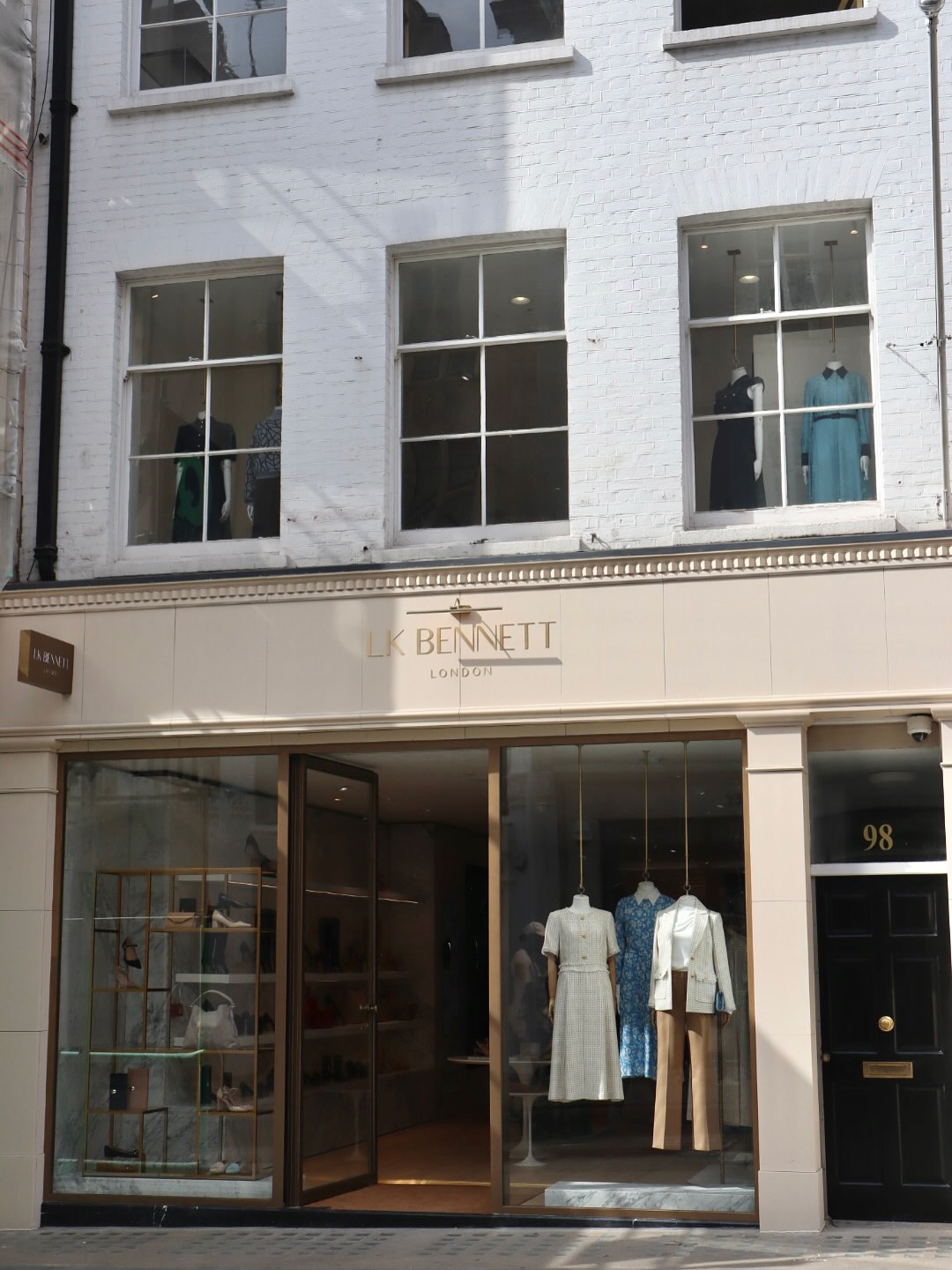 传：英国轻奢女装品牌 LK Bennett 再度寻求出售