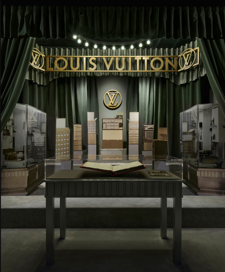 路易威登在巴黎开新展，运用高科技打造沉浸式体验