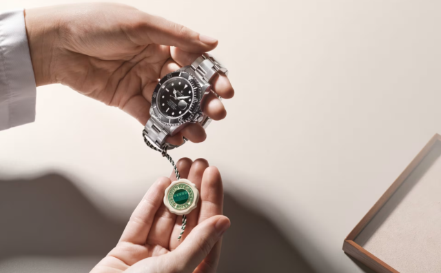 劳力士二手表销售额 2025年或达70亿美元，官方认证计划占比接近10%