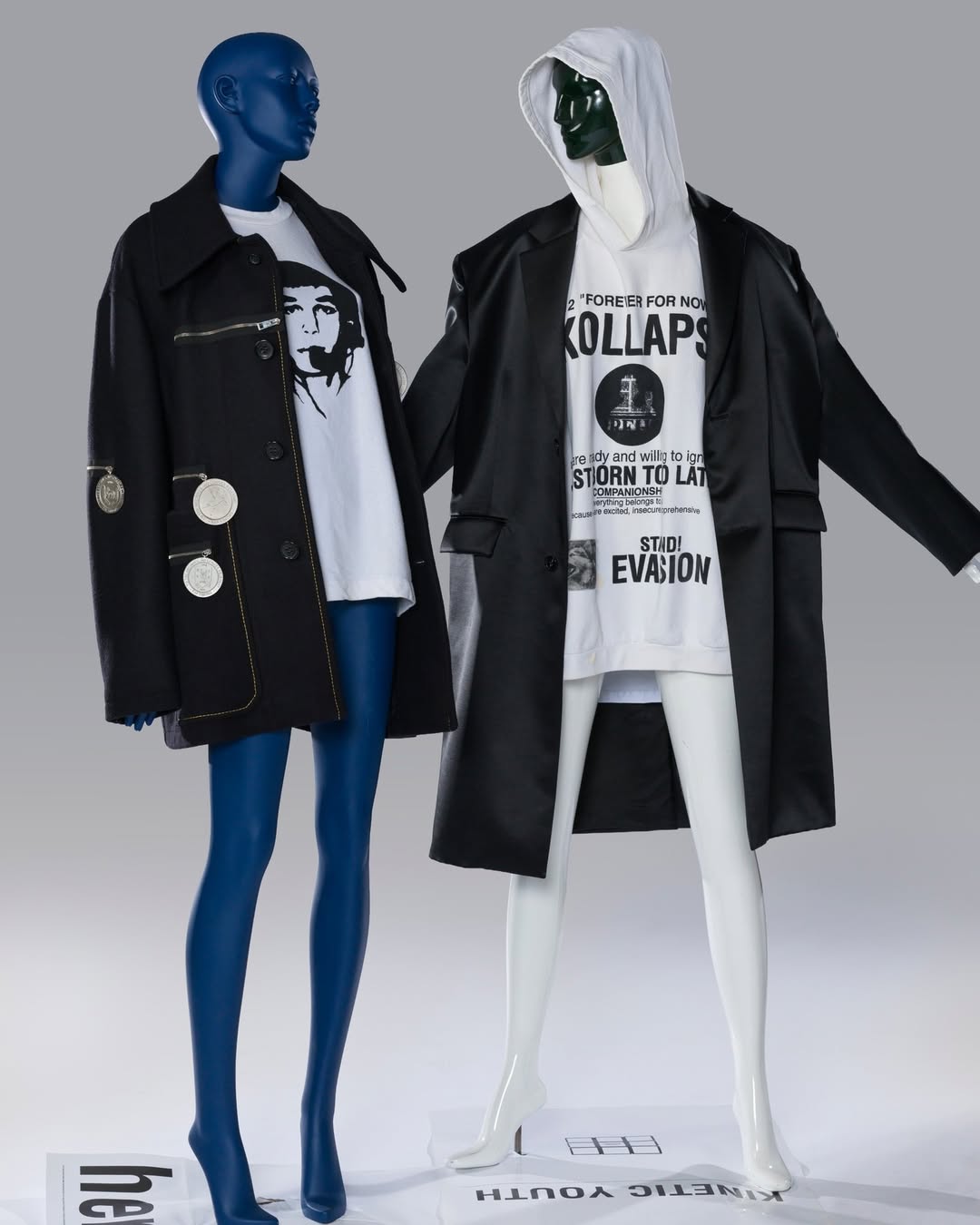 Raf Simons 已停业的个人品牌将举办回顾展并清仓库存，设计师本人现场签售