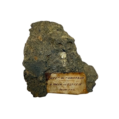 一件极其罕见的 19世纪 De Beers 金伯利钻石矿石标本被拍卖