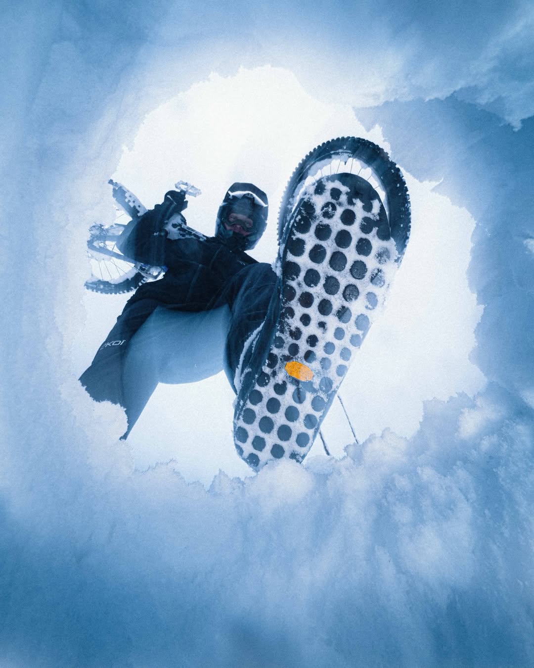 意大利橡胶鞋底生产商 Vibram 高管：“专业和安全鞋底开始从时尚品牌汲取灵感”