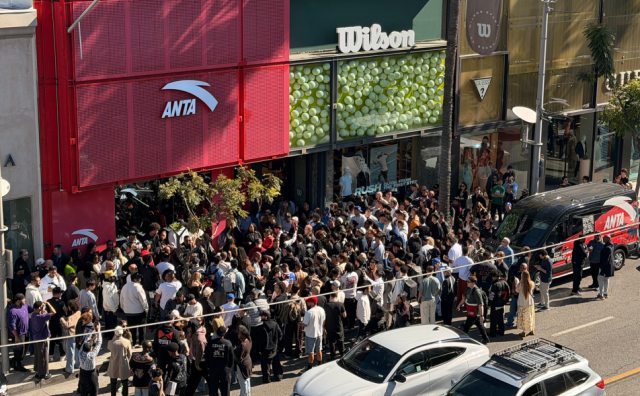 安踏北美首家旗舰店在洛杉矶比弗利山庄启幕