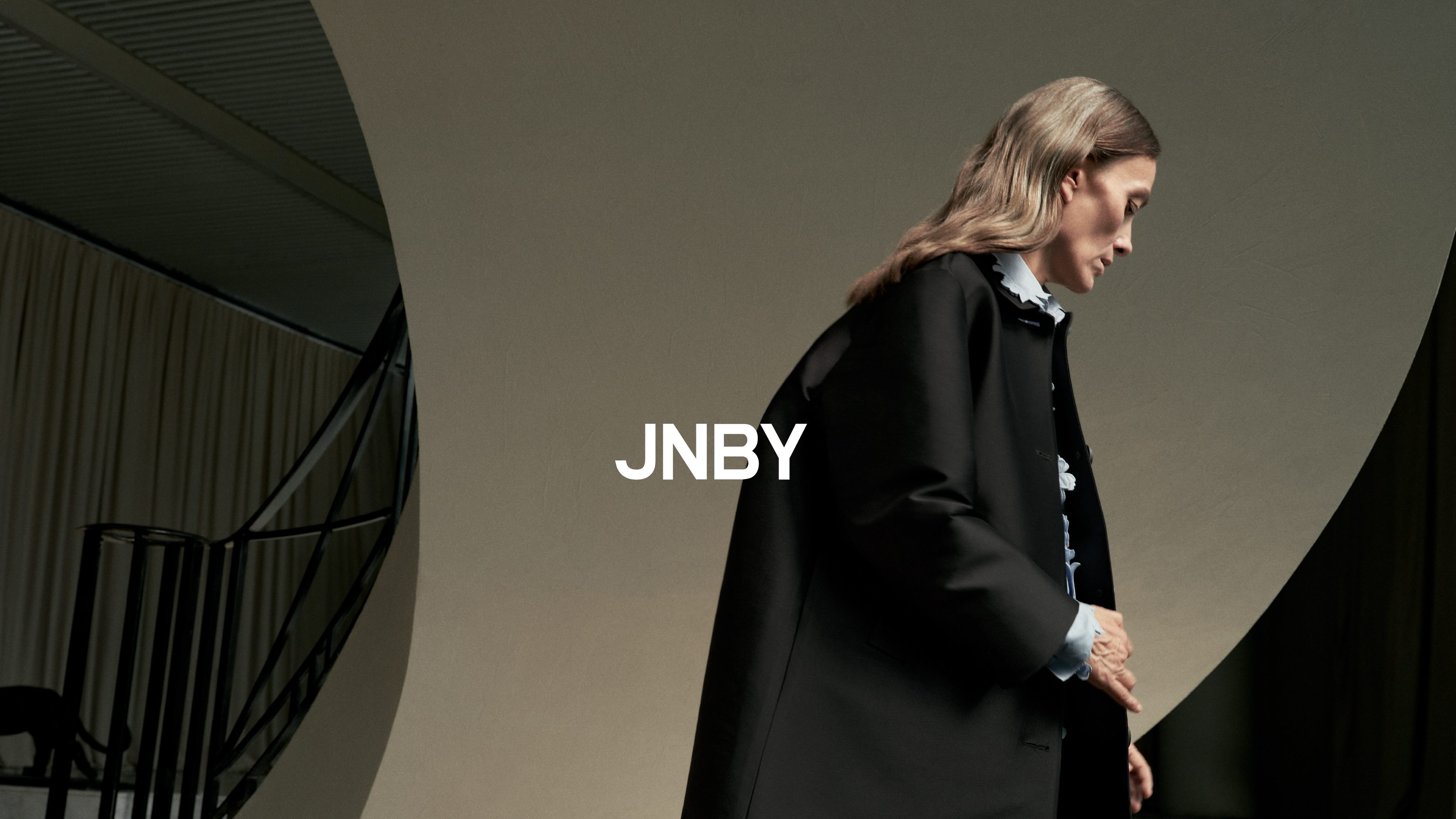 江南布衣发布最新半年报：营收同比增长7%至33.76亿元，盈利能力稳步提升