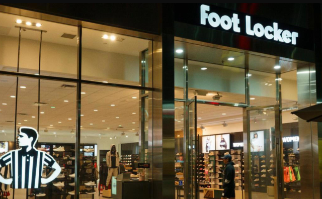美国体育用品零售集团 Dick's Sporting Goods 上季度销售额达62亿美元，将翻新250家门店 Foot Locker 门店