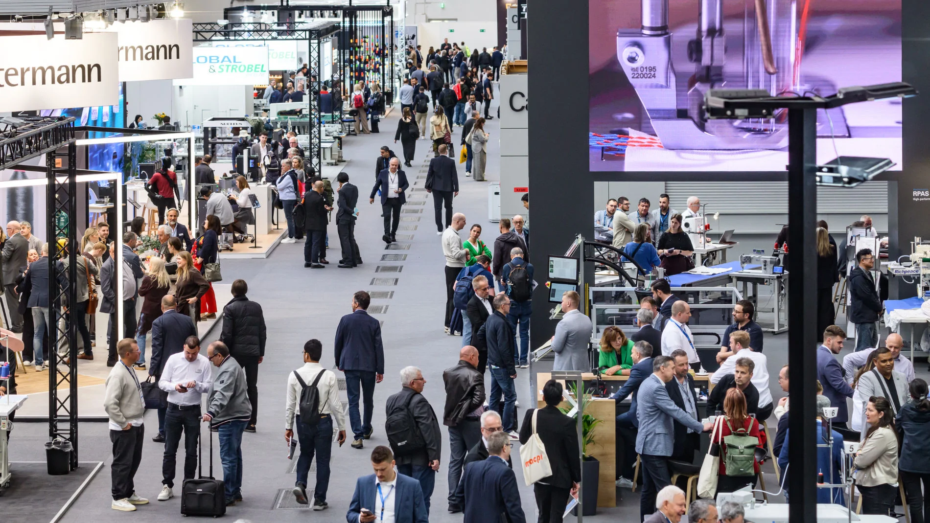 Techtextil 和 Texprocess 纺织行业展会在法兰克福举办 ，可持续和AI 创新迭出