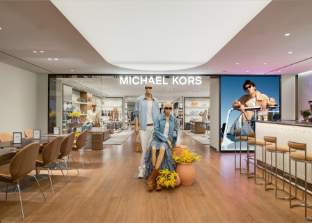 亚洲首家“MK旅行吧”落地北京国贸，MICHAEL KORS把“生活方式”推向战略新高度