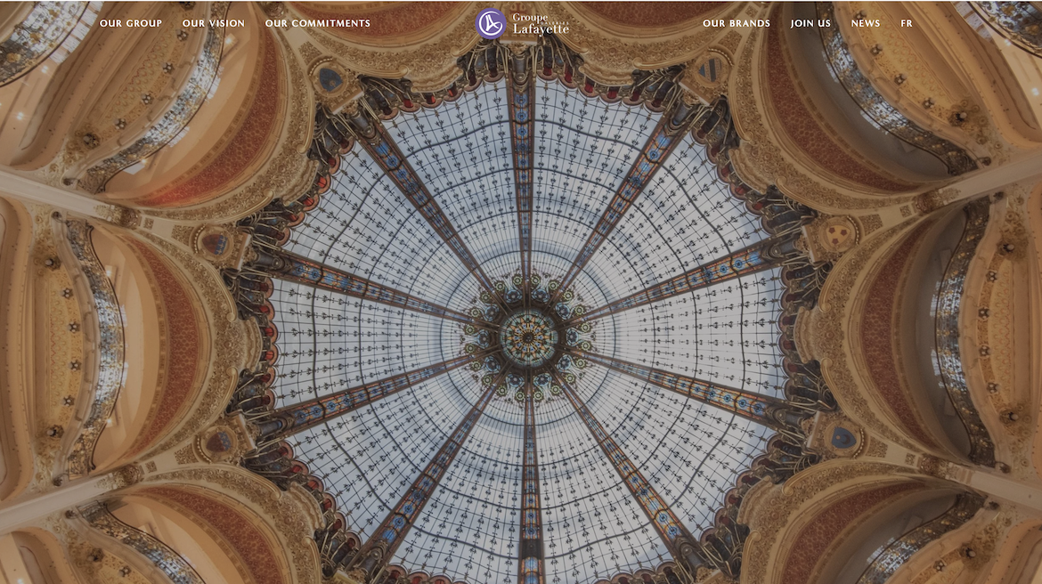 老佛爷百货正审视“形势十分严峻”的中国业务；巴黎旗舰店年销售额破20亿欧元大关