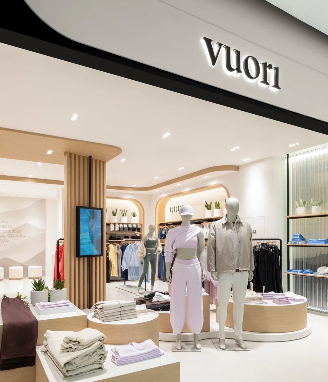 美国新锐运动品牌 Vuori 加速全球门店扩张，上海和北京是重点