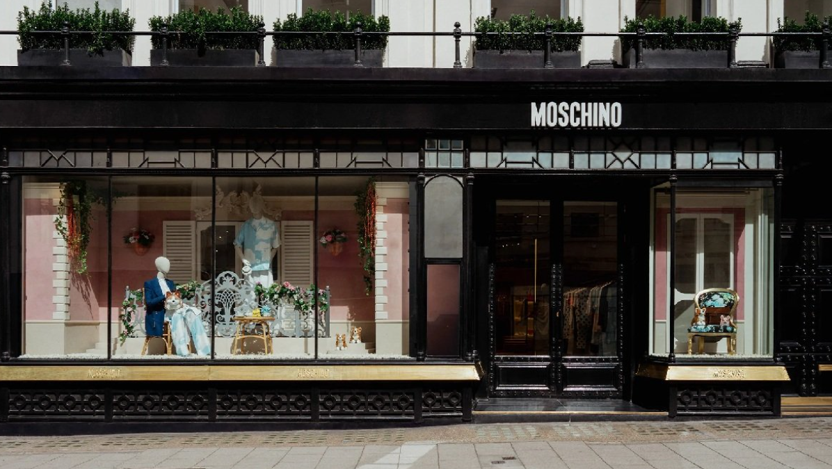Moschino 的母公司 Aeffe 推进重组，两家潜在收购方浮出水面