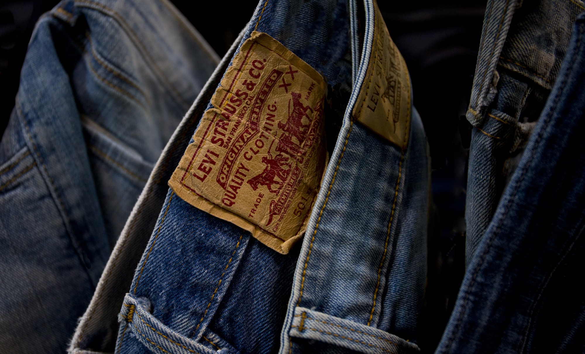 亚洲市场领跑，Levi's 母公司上季度营收同比增长8%至15.6亿美元