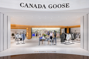 Canada Goose加拿大鹅新财季：非羽绒品类占比近四成，大中华区营收大增44.2%