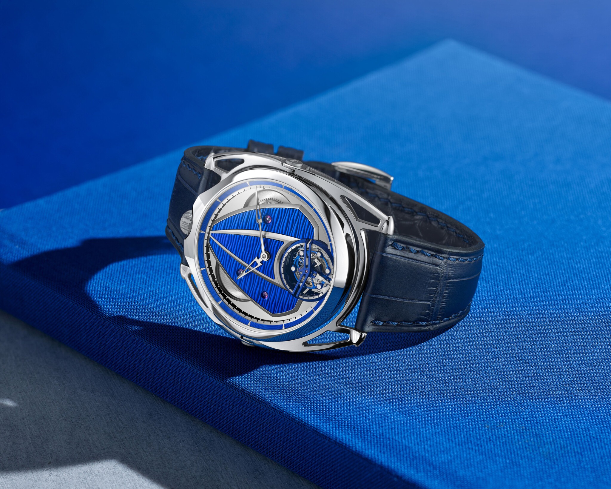 瑞士独立制表品牌 De Bethune 大股东否认品牌出售传言