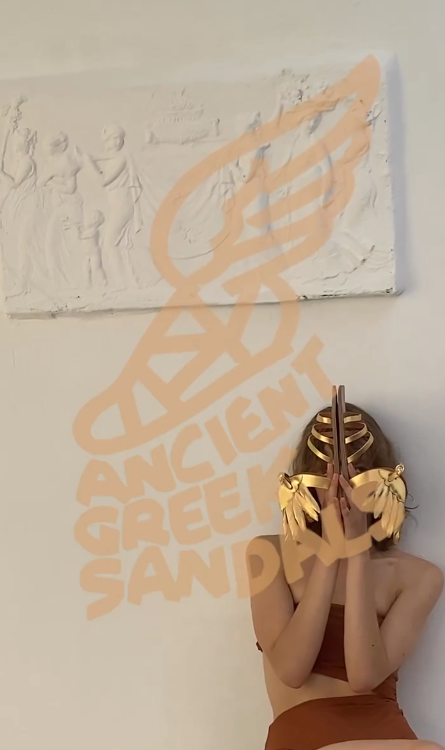 西班牙鞋履集团 Camper 收购以古希腊神话为灵感的手工凉鞋品牌 Ancient Greek Sandals