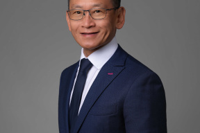 人事动向｜LVMH集团主席的家族投资公司任命CEO；恒隆集团任命行政总裁；Boss、Pandora 高管任命