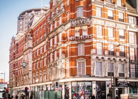 英国奢侈品百货公司 Harvey Nichols 无力偿债，数百家时尚和奢侈品牌或仅能回款15%